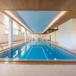 New Exclusive With Efireplace, Pool & Sauna * Sankt Moritz