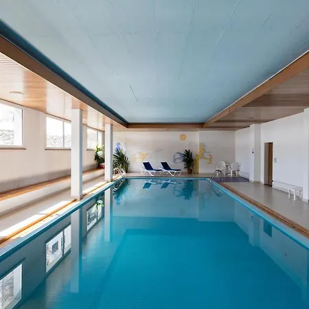 Attraktives In Champfer/st. Moritz 아파트 세인트모리츠