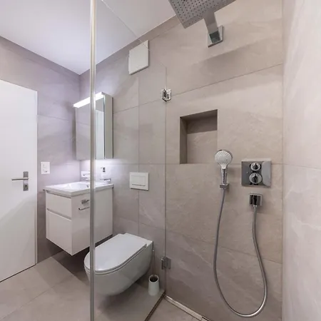 Daire New Exclusive With Fireplace, Pool & Sauna