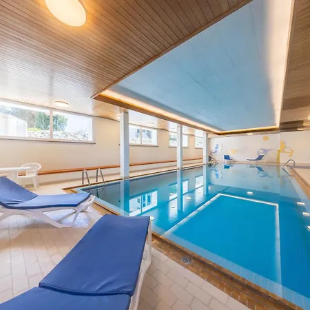 아파트 New Exclusive With Efireplace, Pool & Sauna *