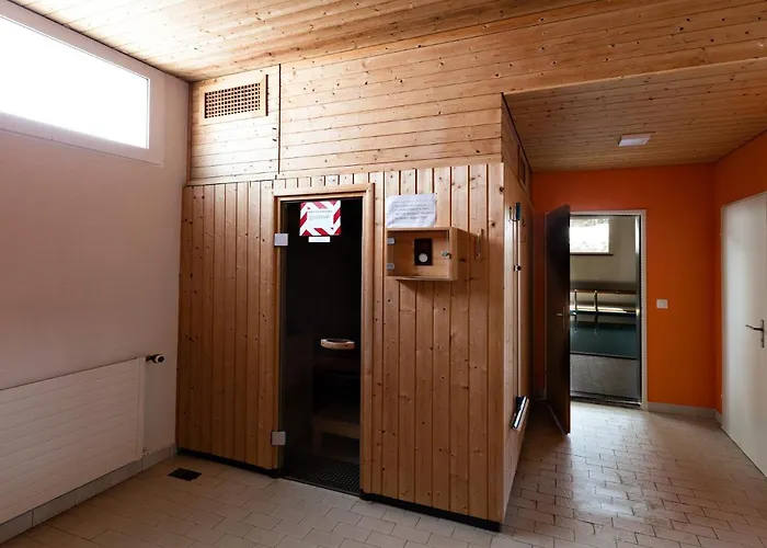 New Exclusive With Efireplace, Pool & Sauna Apartamento São Moritz