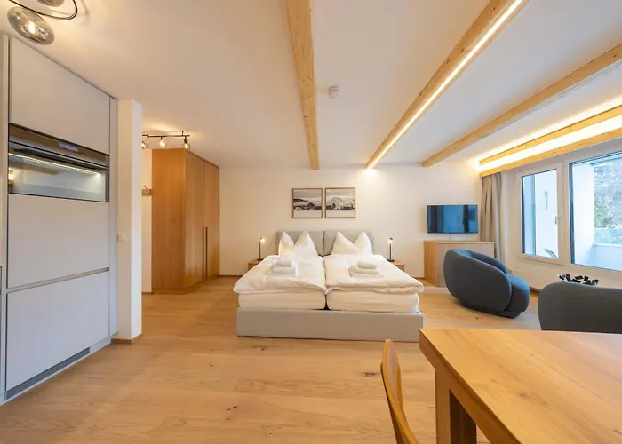 Apartamento New Exclusive With Efireplace, Pool & Sauna São Moritz